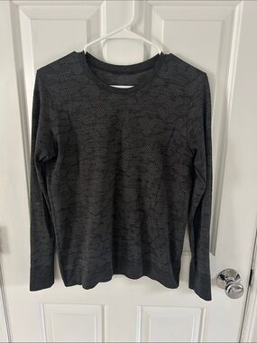 Lululemon Gray Leopard Print Long Sleeve
